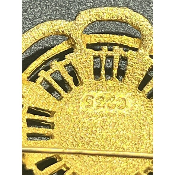 Vintage 1950s Sphinx Flower Brooch – Goldtone with Sparkling Crystals - Picture 5 of 6